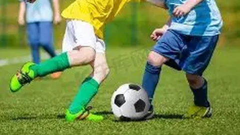 陈芋汐夺全锦赛金牌，全红婵跳错关键动作获银牌